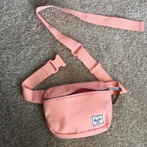 EUC Herschel Fanny Pack
